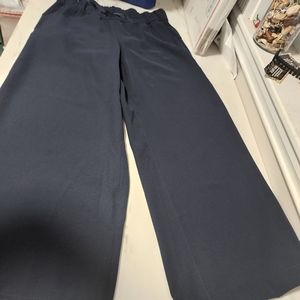 Lululemon On the Fly Wide-Leg 7/8 Pant *Woven True Navy size 6